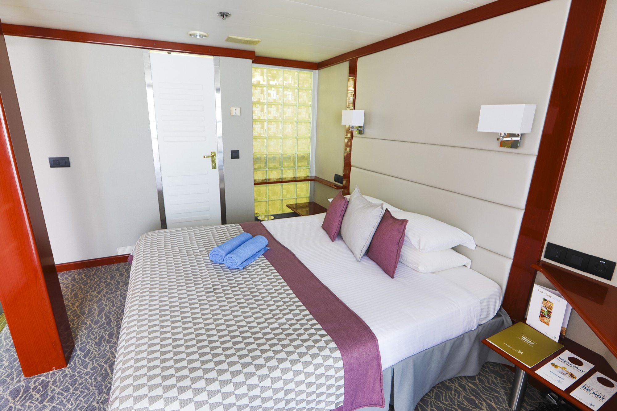 Celestyal Crystal Accommodation Grand Suite 3.jpg